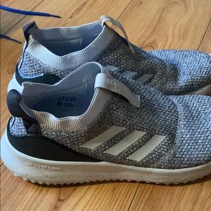 Adidas women’s size 9.5 shoes